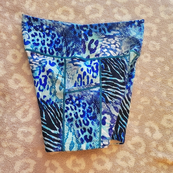 Constantly Varied Gear CVG WILD THING shorts - Picture 4 of 6